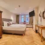Gæstehus Brauereigasthof Zum Kuchlbauer 3*